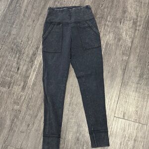 High-Waist Black Jogger Leggings with Ribbed Waistband